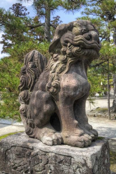 Flaherty, Dennis 아티스트의 Japan Lion/Dog idol at Chionji Temple작품입니다.